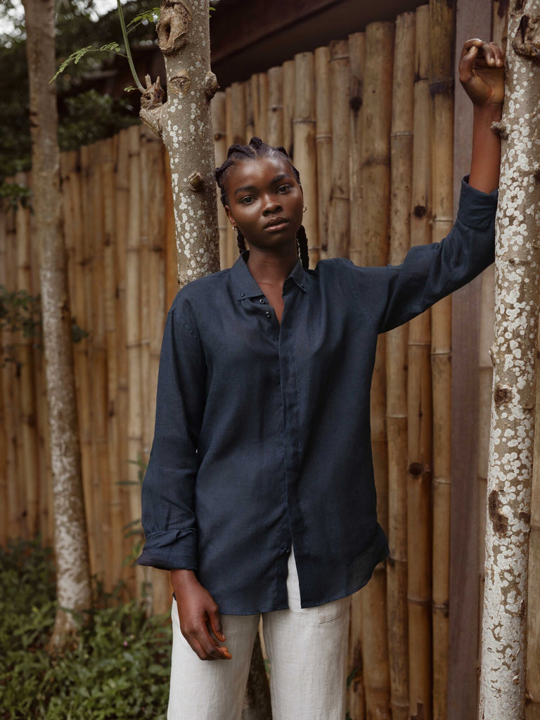 BUTTON-DOWN COLLAR LINEN SHIRT